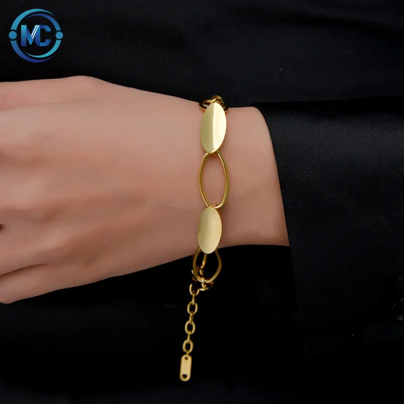 Women 18k gold plated Big Oval Gold Chunky Chain & Link Bracelet Cuban Link Bracelets, As picture
Women 18k gold plated Big Oval Gold Chunky Chain & Link Bracelet Cuban Link Bracelets, As picture
