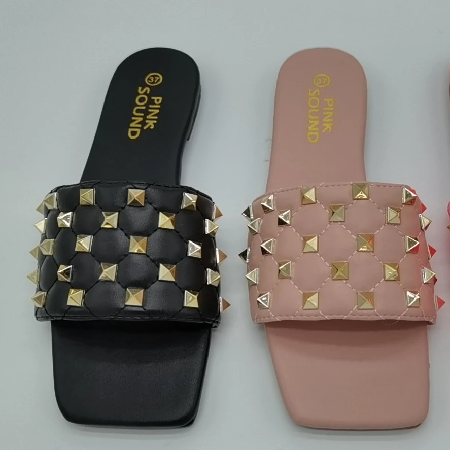 SD-204 hot selling PU leather flat open toe slipper for women with rivet decorated summer sandals beach slipper wholesale, Picture show
SD-204 hot selling PU leather flat open toe slipper for women with rivet decorated summer sandals beach slipper wholesale, Picture show