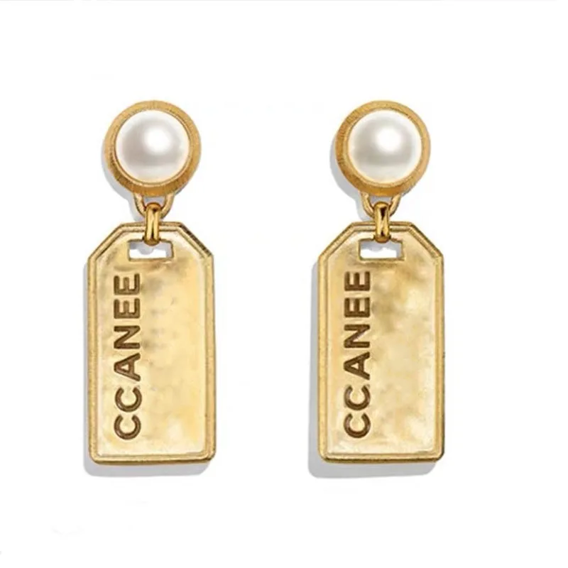 Letter C Earrings Women Brand Logo S925 Silver Pearl Vintage Luxury Brand Designer Lady G Drop Earrings Fashion Jewelry Sets
Letter C Earrings Women Brand Logo S925 Silver Pearl Vintage Luxury Brand Designer Lady G Drop Earrings Fashion Jewelry Sets