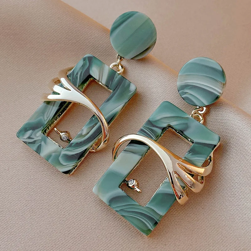 2023 GT Vintage 925 Silver Needle Green Acrylic Earring Unique Gold Plated Zircon Geometric Square Earring For Women
2023 GT Vintage 925 Silver Needle Green Acrylic Earring Unique Gold Plated Zircon Geometric Square Earring For Women