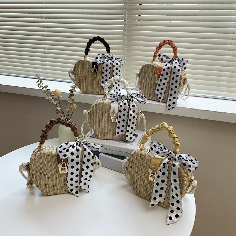 2021 Fashion Summer Trendy Woven Purses Ladies Small Apple Hand Bags Girls Cute Purses Scarf Handbags For Woman
2021 Fashion Summer Trendy Woven Purses Ladies Small Apple Hand Bags Girls Cute Purses Scarf Handbags For Woman