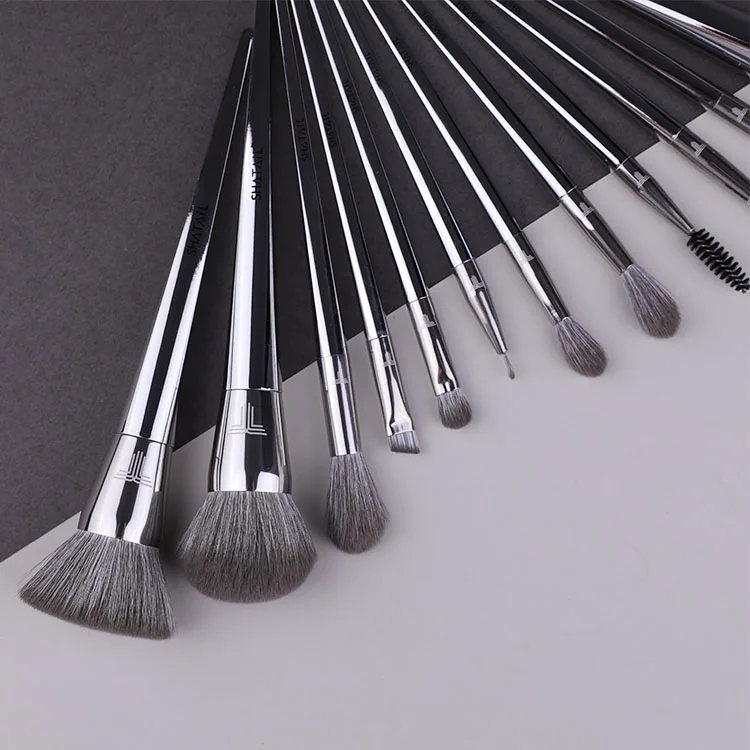 Aluminum Wholesale Price Manufacturers Direct Natural Hair Regular Size Elegant Makeup Brush, Customized color
Aluminum Wholesale Price Manufacturers Direct Natural Hair Regular Size Elegant Makeup Brush, Customized color