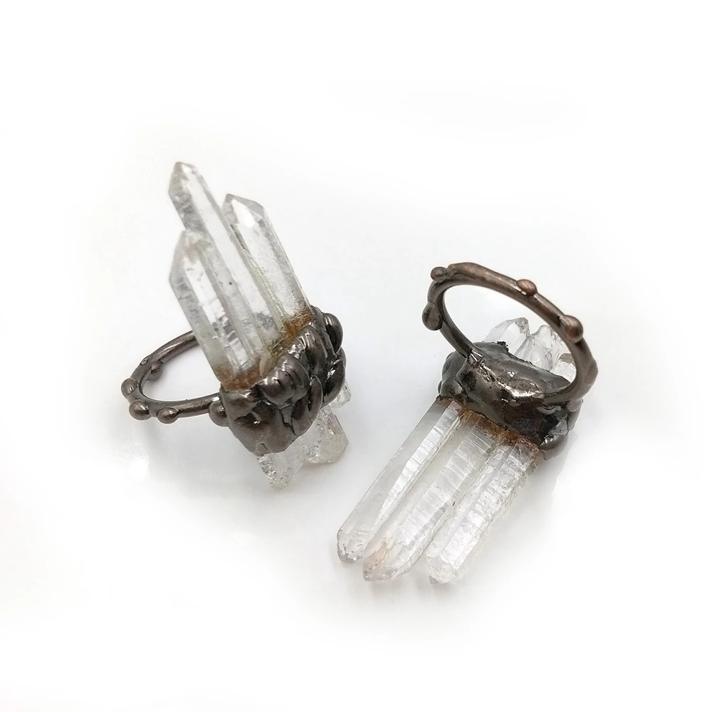 Natural crystal bronze plated Ring Solder jewelry metalwork colors Clear Crystal ring Ancient Original design jewelry
Natural crystal bronze plated Ring Solder jewelry metalwork colors Clear Crystal ring Ancient Original design jewelry