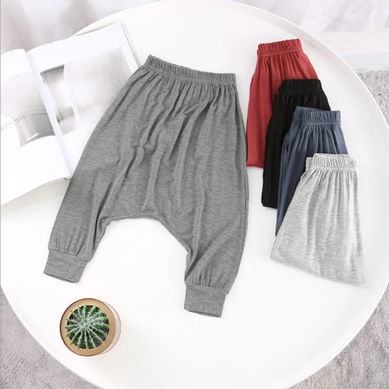 Boy Summer Mosquito Pants Baby Breathable Thin Modal Harem Pants, Black / light grey / red / dark grey / blue
Boy Summer Mosquito Pants Baby Breathable Thin Modal Harem Pants, Black / light grey / red / dark grey / blue