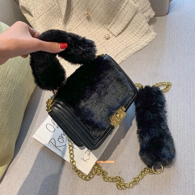 2021 new Korean chain messenger bag one shoulder fashion Plush small bag women's bag, Customized color
2021 new Korean chain messenger bag one shoulder fashion Plush small bag women's bag, Customized color