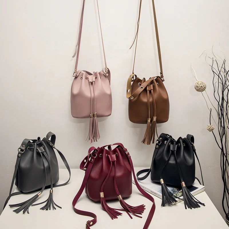 Fashion Women Leather Bucket Bag Drawstring Shoulder Leather Bucket Bag With Tassel, 5colors as picture
Fashion Women Leather Bucket Bag Drawstring Shoulder Leather Bucket Bag With Tassel, 5colors as picture