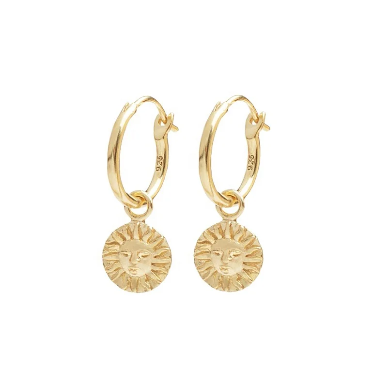 Gemnel Wholesale 925 Silver Gold Plated Sun Coin Pendant huggie hoop Earrings, Silver/14kgold/18kgold
Gemnel Wholesale 925 Silver Gold Plated Sun Coin Pendant huggie hoop Earrings, Silver/14kgold/18kgold
