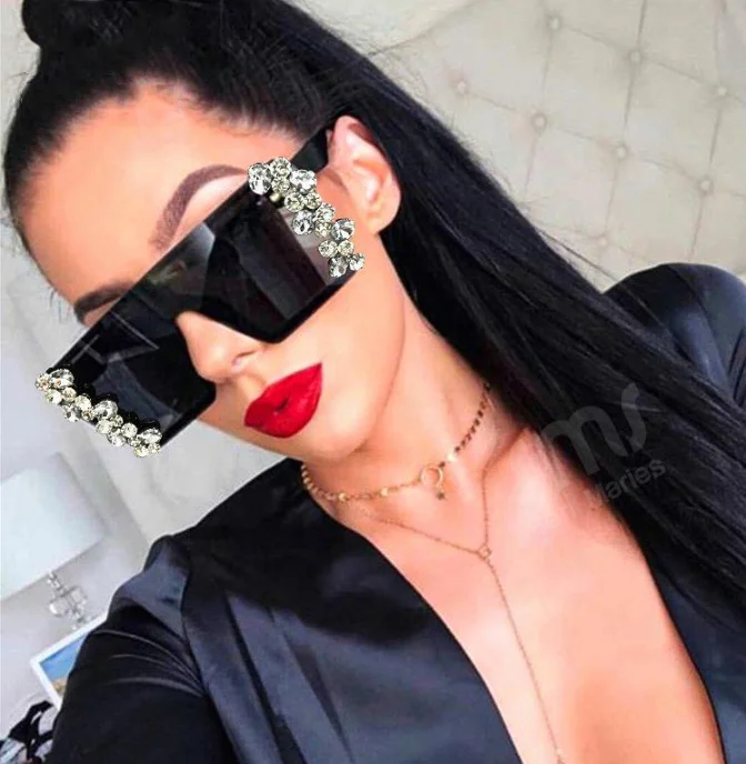 86447 New Brand Designer Vintage Oversized Flat Top Flower Diamond Square Sunglasses, As picture
86447 New Brand Designer Vintage Oversized Flat Top Flower Diamond Square Sunglasses, As picture
