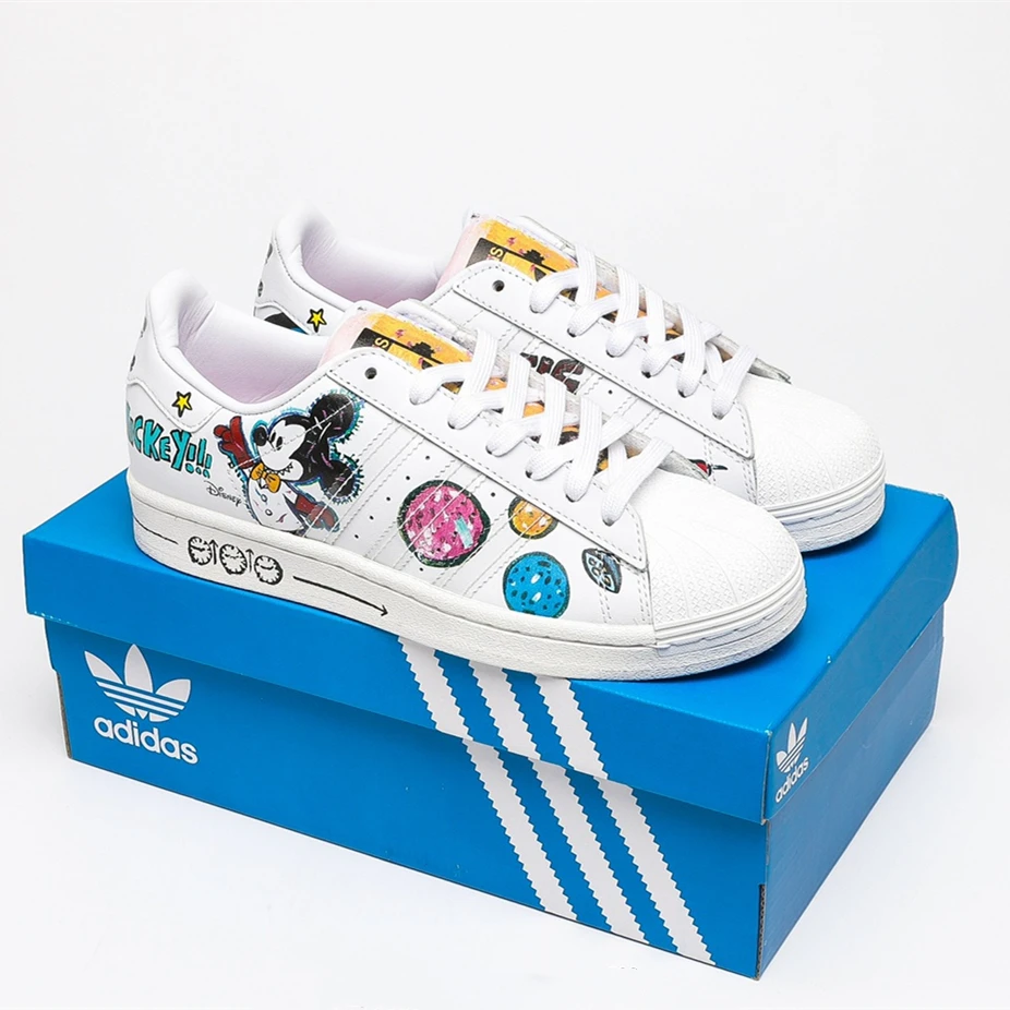 Wholesale price top quality Superstar graffiti casual fashion sneakers Adidas shoes
Wholesale price top quality Superstar graffiti casual fashion sneakers Adidas shoes