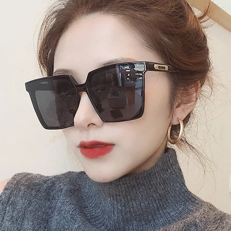 Oversized Shades Woman Sunglasses Black Fashion Square Glasses Big Frame Sunglasses Vintage Retro Glasses Unisex, Custom colors
Oversized Shades Woman Sunglasses Black Fashion Square Glasses Big Frame Sunglasses Vintage Retro Glasses Unisex, Custom colors