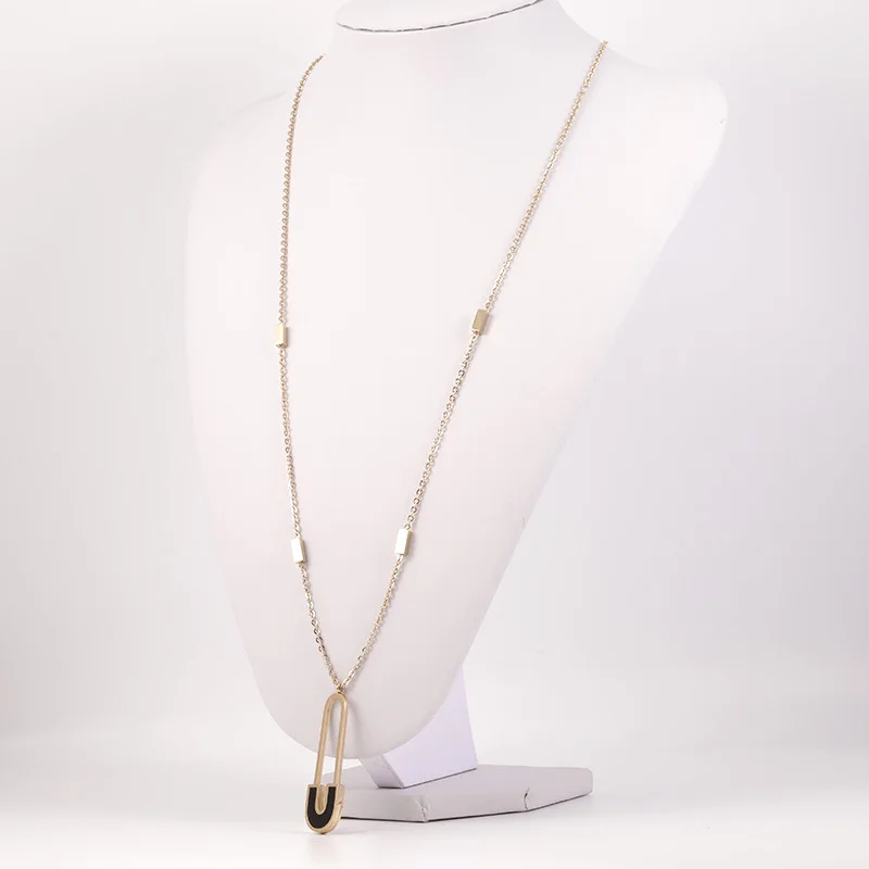 Wholesale Simple Stainless Steel Jewelry High Quality 14k Gold Plated Paper Clip Chain Necklace for Women Men
Wholesale Simple Stainless Steel Jewelry High Quality 14k Gold Plated Paper Clip Chain Necklace for Women Men
