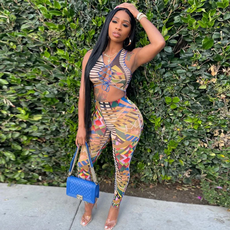 2021 Summer Women's New Net Print Sleeveless V-neck Tether Two Pieces Casual Sets, As picture or customized make
2021 Summer Women's New Net Print Sleeveless V-neck Tether Two Pieces Casual Sets, As picture or customized make