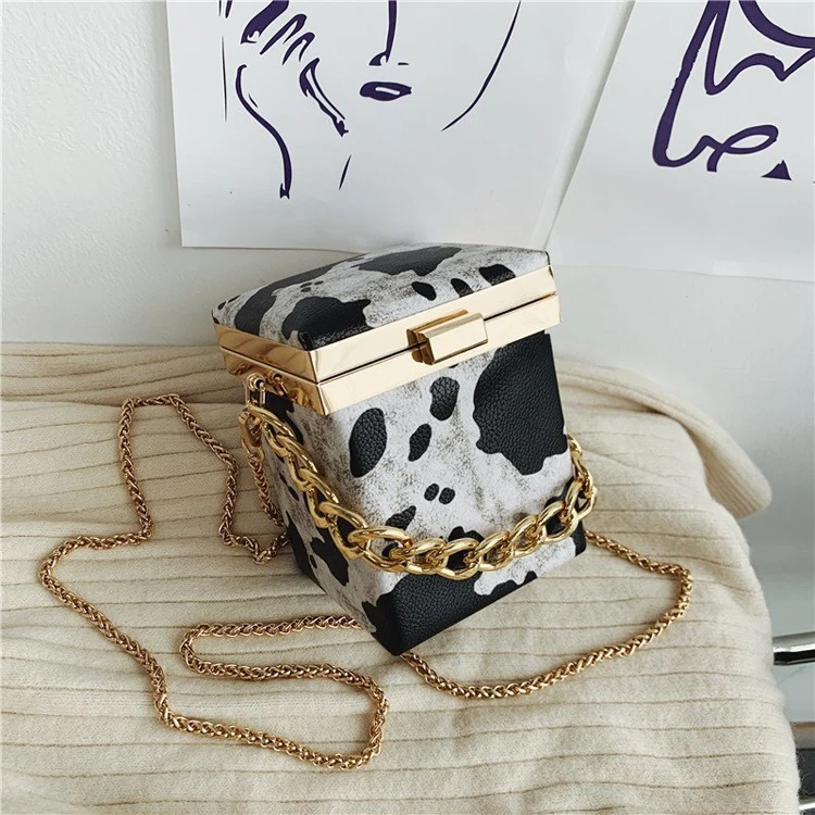 Hot sale fashion leopard print box PU small square bag lady single shoulder messenger bags
Hot sale fashion leopard print box PU small square bag lady single shoulder messenger bags