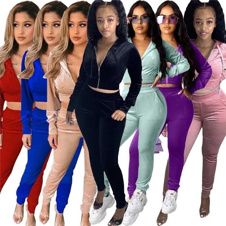 2020 Trend 2 PCS Outfits Velvet Hoodies Long Pants Jogging Tracksuit Winter Women Clothing Two Piece Set, Customized color 
2020 Trend 2 PCS Outfits Velvet Hoodies Long Pants Jogging Tracksuit Winter Women Clothing Two Piece Set, Customized color