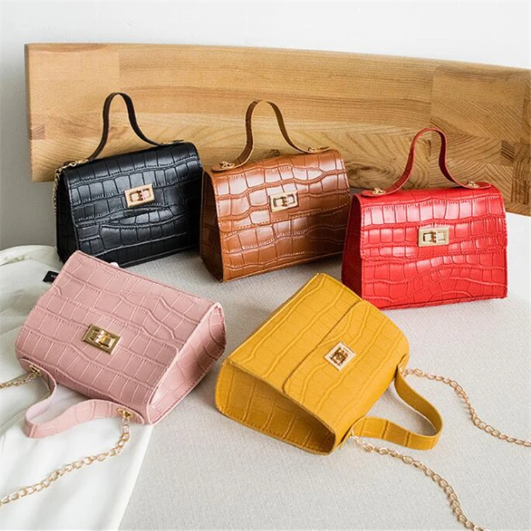 Wholesale Cheap Ladies Wallet Pink Purse And Handbags Women 2021 Fashion Design Famous Shoulder Mini Phone Bags, As pictures or customized colors
Wholesale Cheap Ladies Wallet Pink Purse And Handbags Women 2021 Fashion Design Famous Shoulder Mini Phone Bags, As pictures or customized colors