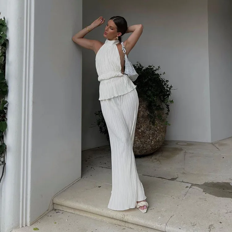 2024 Hot Sale Elegant Casual Loose Pleated Halter Tank Tops 2 Piece Pants Sets Wide Leg Pants Lounge Wear Women Two Piece Set
2024 Hot Sale Elegant Casual Loose Pleated Halter Tank Tops 2 Piece Pants Sets Wide Leg Pants Lounge Wear Women Two Piece Set