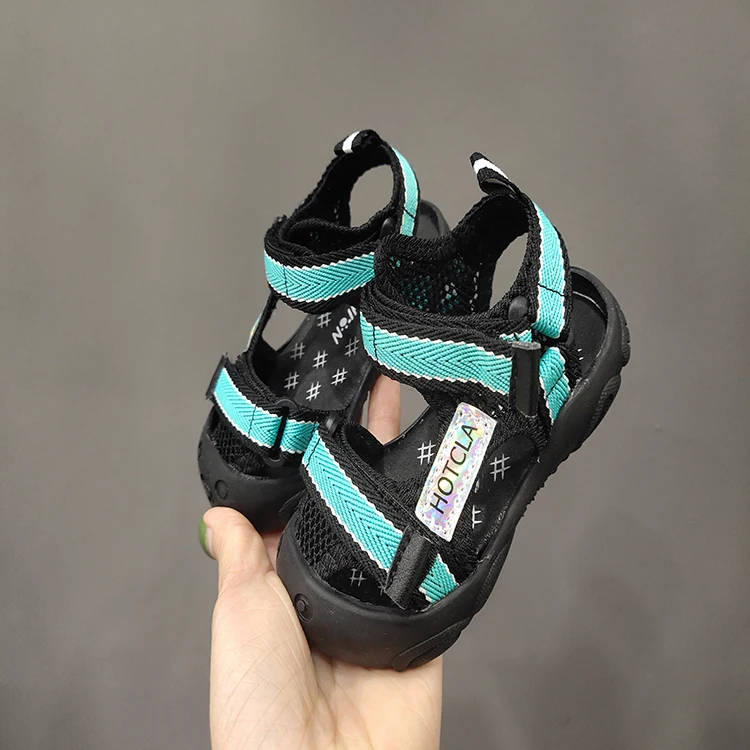 Summer children's shoes soft-soled boys and girls sandals 2021 new medium and large children's non-slip fashion breathable sanda
Summer children's shoes soft-soled boys and girls sandals 2021 new medium and large children's non-slip fashion breathable sanda