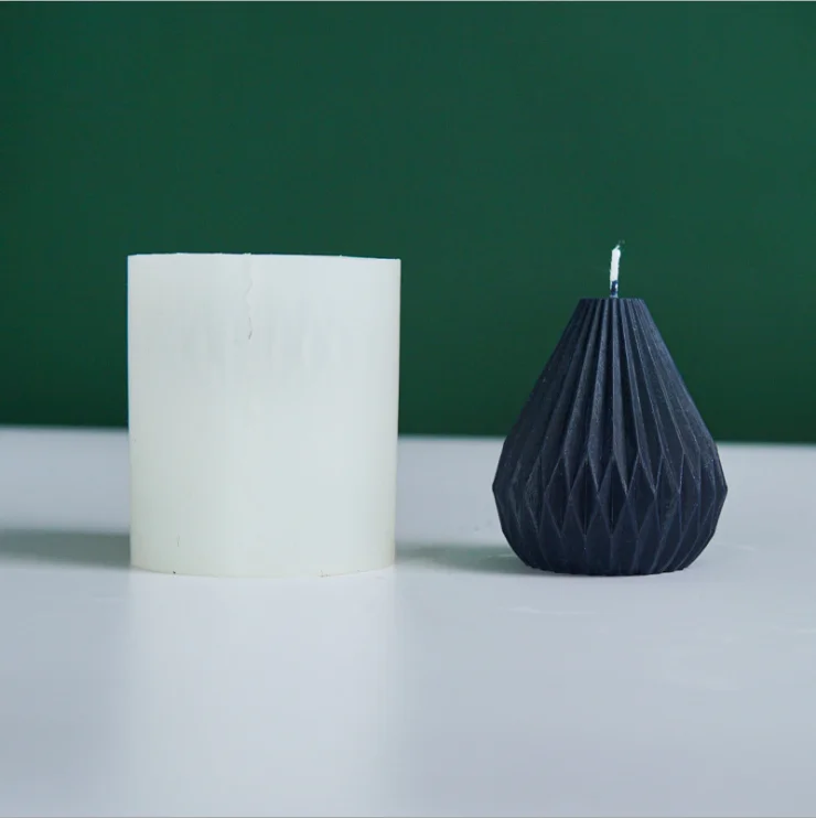 LOVE'N LV533T Amazon sells new geometric line Pear Shaped Candle Mold stripe conical silicone mold DIY Candle Mold
LOVE'N LV533T Amazon sells new geometric line Pear Shaped Candle Mold stripe conical silicone mold DIY Candle Mold