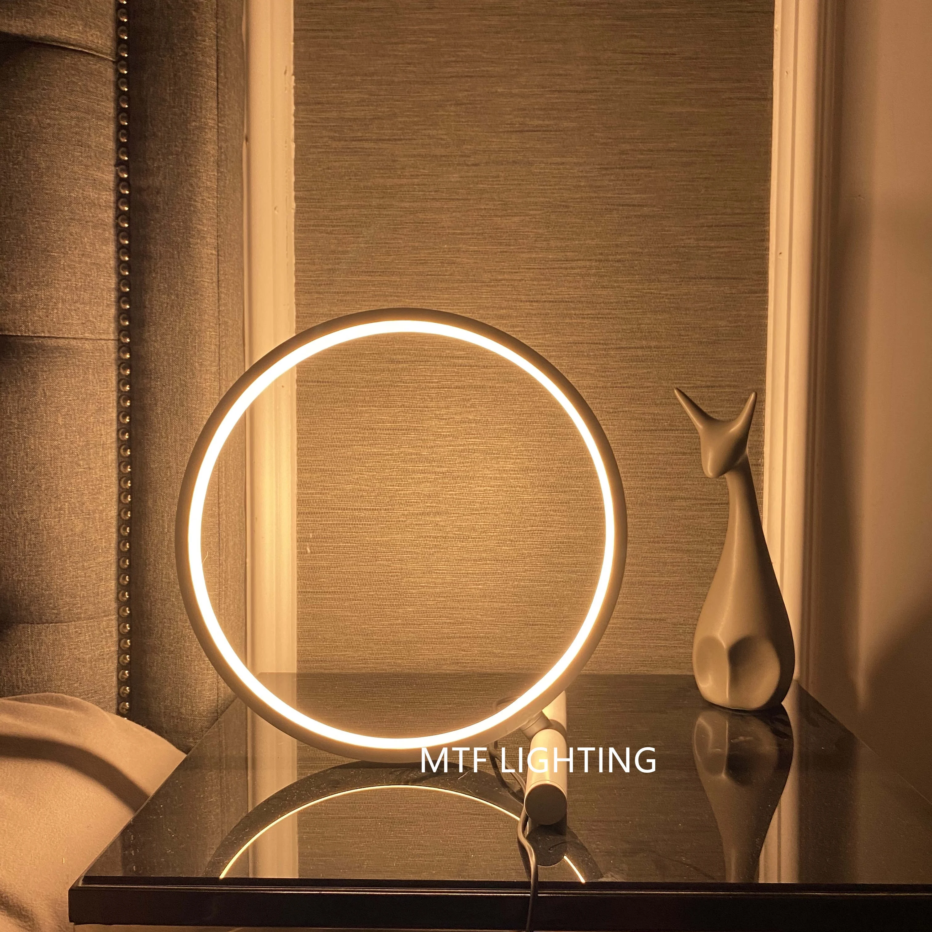 Nodic circle light USB color changing bedroom bar home decor led CCT RGB minimalist table lamp