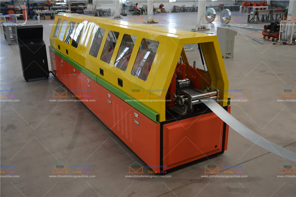 For shopping malls produced by rolling door manufacturers Multi-printing roller door continuous piece forming machine