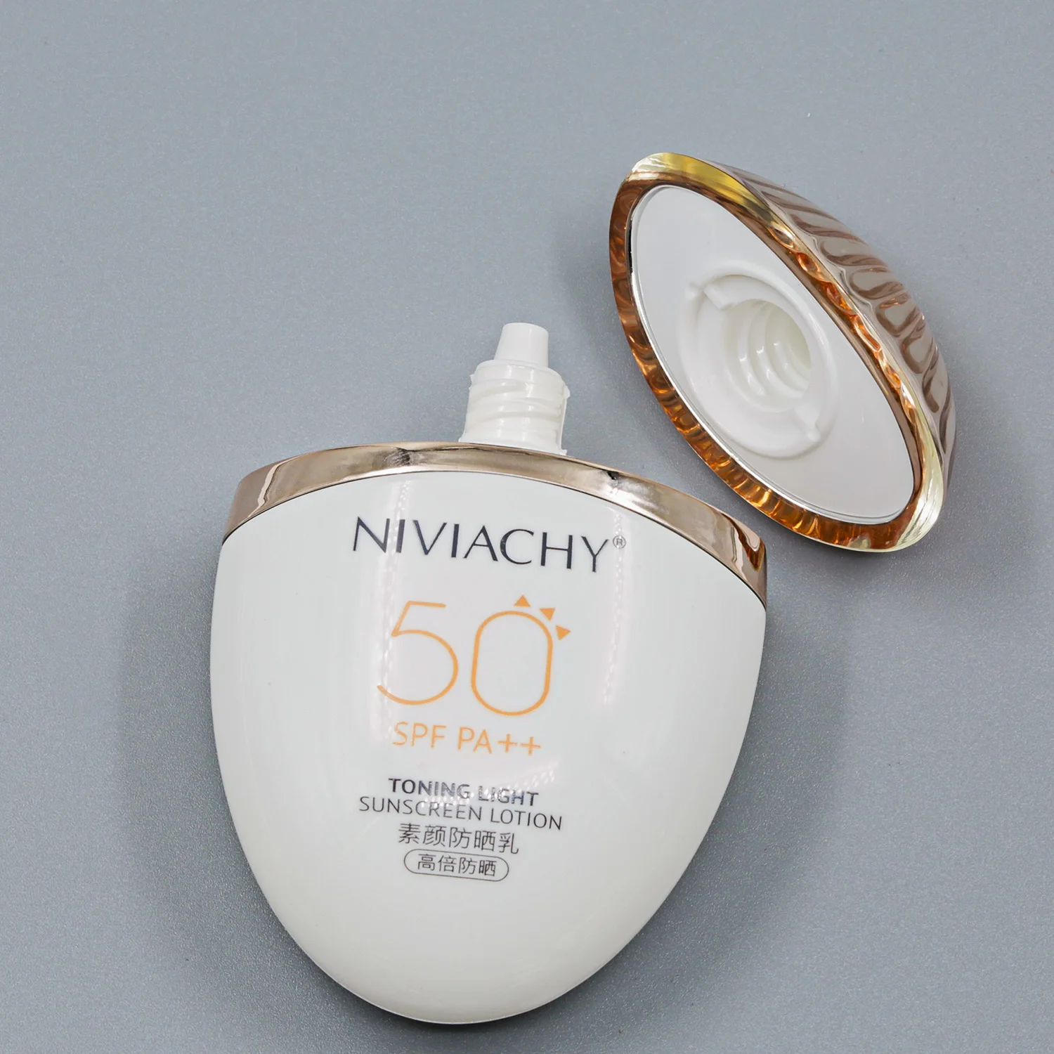 High-quality with competitive price whitening sunscreen spray waterproof sweatproof and long-lasting sunscreen spray
High-quality with competitive price whitening sunscreen spray waterproof sweatproof and long-lasting sunscreen spray