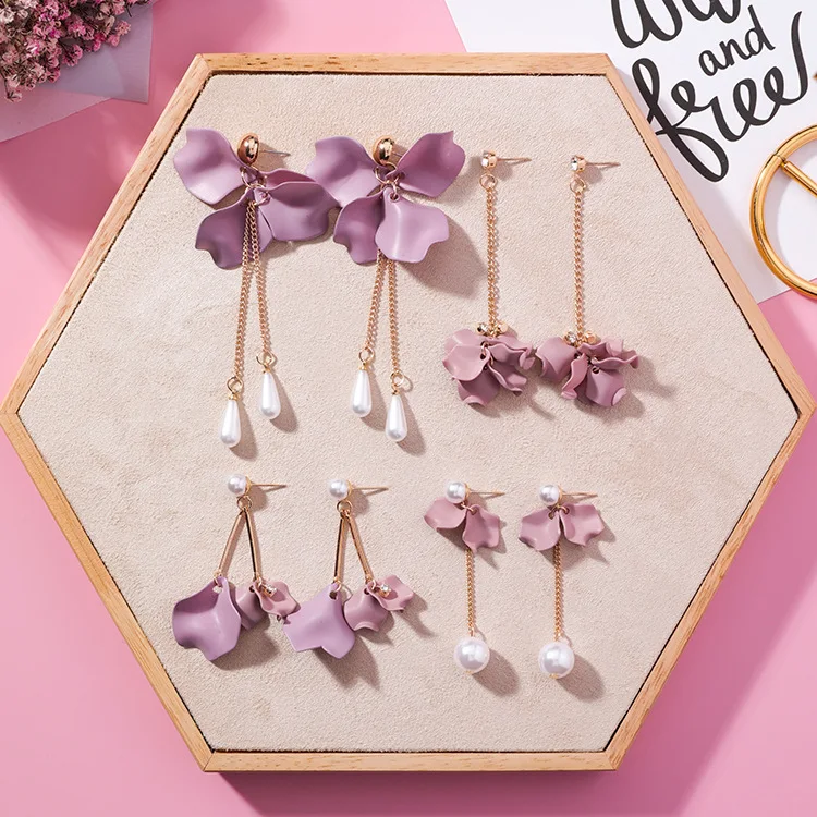 2020 spring boho fashion jewelry pink flowers car jewelry Fashion gold pink flower earrings with pearl
2020 spring boho fashion jewelry pink flowers car jewelry Fashion gold pink flower earrings with pearl