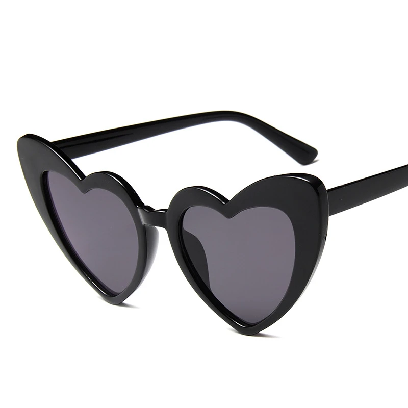 2021 Wholesale Brand Design Fashion Sunglasses Girl Shadow Custom Logo Fashion Heart Shaped Sunglasses
2021 Wholesale Brand Design Fashion Sunglasses Girl Shadow Custom Logo Fashion Heart Shaped Sunglasses