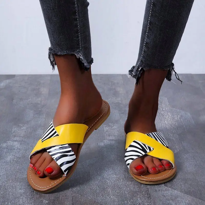 2021 Factory direct sale hot sale fashion sexy leopard print europe american women summer outdoor beach plus size slippers, Picture color
2021 Factory direct sale hot sale fashion sexy leopard print europe american women summer outdoor beach plus size slippers, Picture color