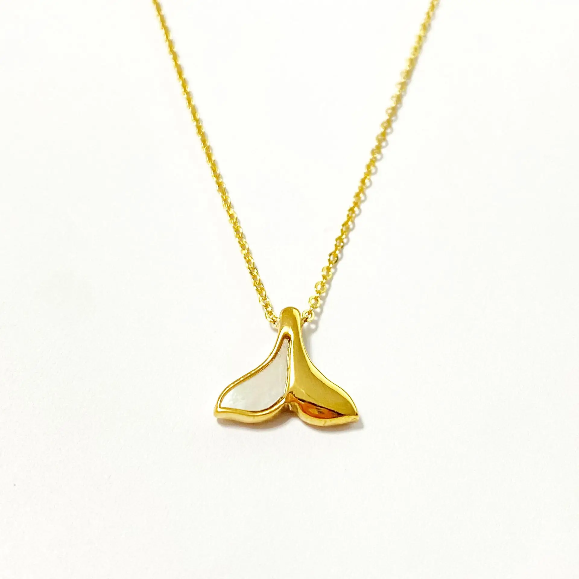 JUHU 2021 New Three-dimensional Mermaid Tail Necklace Fashion Simple Style Necklace, Steel, gold, rose gold
JUHU 2021 New Three-dimensional Mermaid Tail Necklace Fashion Simple Style Necklace, Steel, gold, rose gold