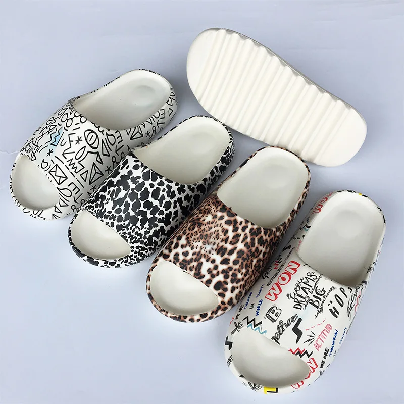 fashion summer slippers yeezy shoes indoor outdoor slide for women and men slides footwear yeezy slippers inflatable slide women
fashion summer slippers yeezy shoes indoor outdoor slide for women and men slides footwear yeezy slippers inflatable slide women