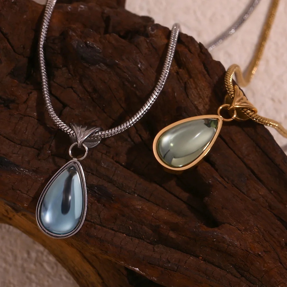 Vintage Jewelry Water Drop Pendant Necklace Rhinestone Choker PVD Gold Plated Stainless Steel Jewelry
Vintage Jewelry Water Drop Pendant Necklace Rhinestone Choker PVD Gold Plated Stainless Steel Jewelry