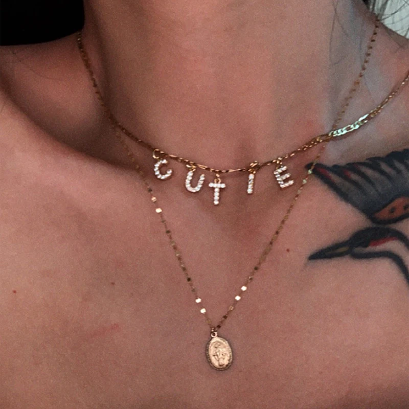 Customized Gold Plated Initials Figaro Chain Necklaces 26 Letters Necklaces for Women CZ Stone Thin Minimalist Name Necklace
Customized Gold Plated Initials Figaro Chain Necklaces 26 Letters Necklaces for Women CZ Stone Thin Minimalist Name Necklace
