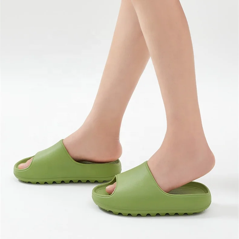 UTUNE EVA Slippers Summer Unisex solid color Plus Size 35-46 Anti-slip Yeezy Slides Slippers Women Men, Multi color
UTUNE EVA Slippers Summer Unisex solid color Plus Size 35-46 Anti-slip Yeezy Slides Slippers Women Men, Multi color