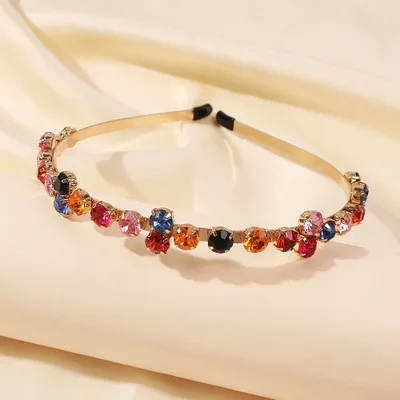 Baroque Temperament Jewelry Bling Bling Gemstone Head Buckle Colorful Rhinestone Crystal Headband for Party
Baroque Temperament Jewelry Bling Bling Gemstone Head Buckle Colorful Rhinestone Crystal Headband for Party
