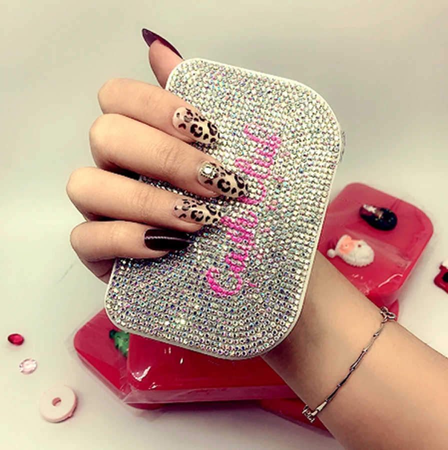 meet beauty Mink eyelash packaging led mirror case LED light mirror make your own eyelash box vendors, Black
meet beauty Mink eyelash packaging led mirror case LED light mirror make your own eyelash box vendors, Black