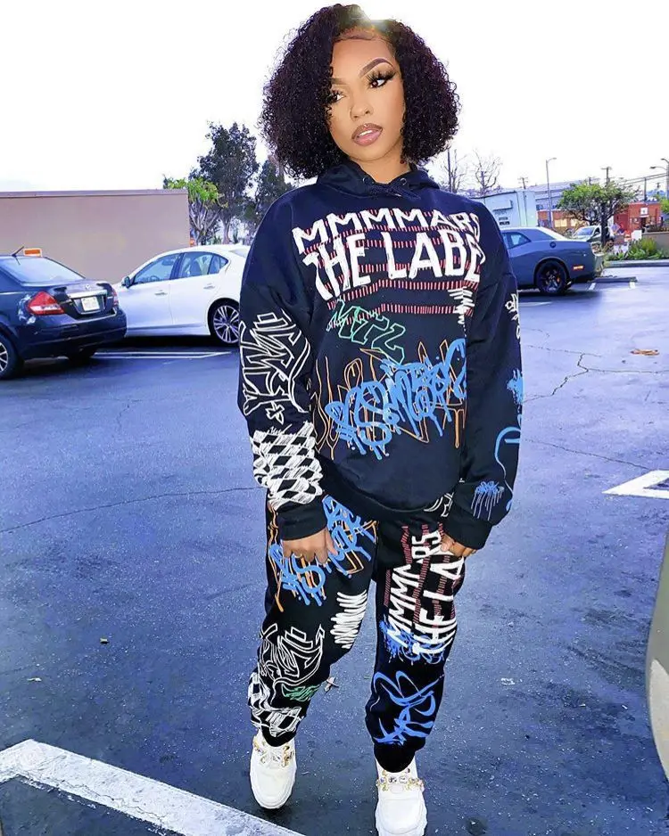 2020 Hot Sale Custom Design Logo Tracksuits Diamond Track Pants Joggers and Hoodies for Women Tracksuit Set Rhinestone Sweatsuit, Custom color
2020 Hot Sale Custom Design Logo Tracksuits Diamond Track Pants Joggers and Hoodies for Women Tracksuit Set Rhinestone Sweatsuit, Custom color