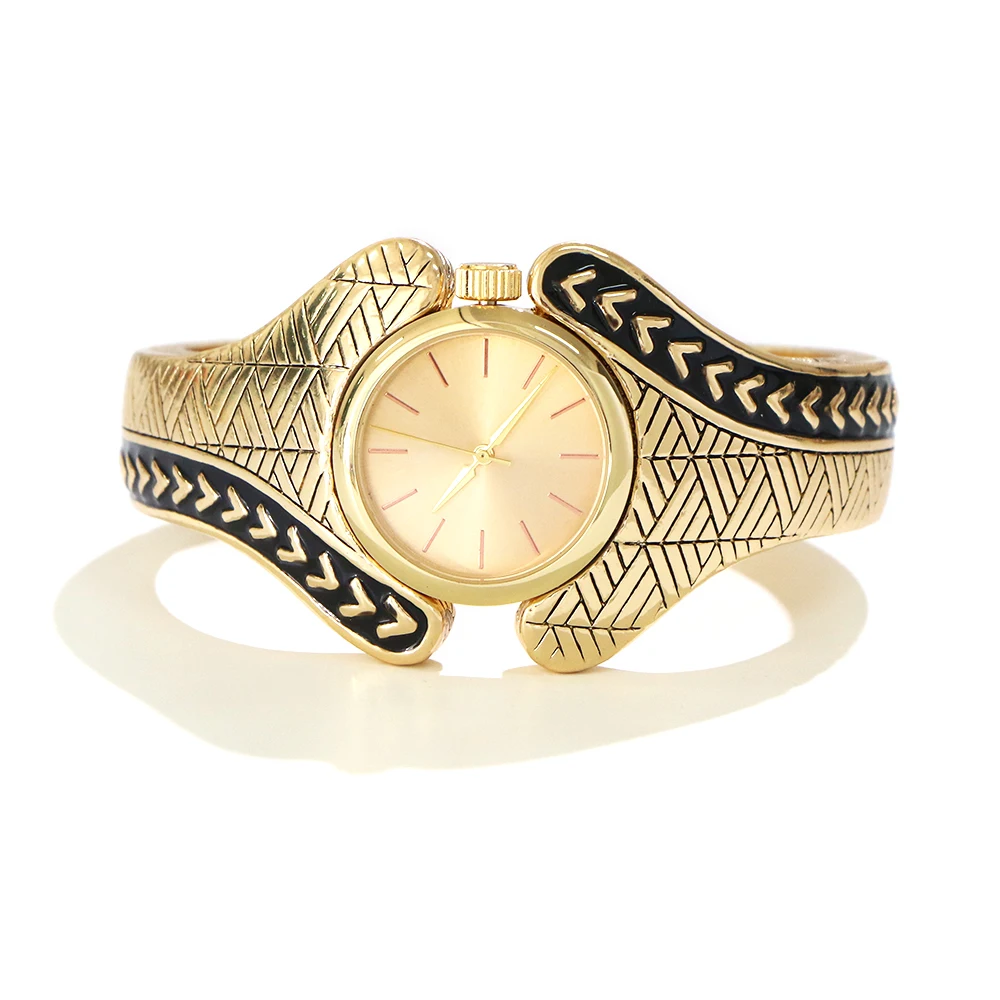 Diameter 7CM Watch Bangles Bracelets Polynesian Style Hawaiian Wholesale Polynesian Jewelry Gold Plated Decorative Watch
Diameter 7CM Watch Bangles Bracelets Polynesian Style Hawaiian Wholesale Polynesian Jewelry Gold Plated Decorative Watch