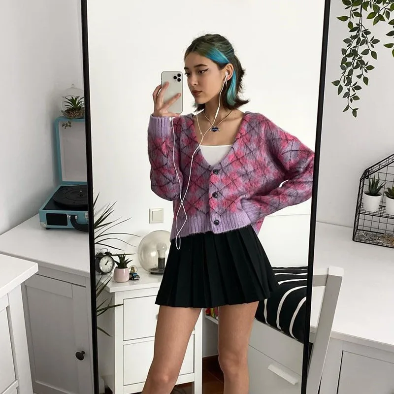 factory custom Lavender plaid sweater coat women 2021 winter short loose long-sleeved knit sweater cardigan
factory custom Lavender plaid sweater coat women 2021 winter short loose long-sleeved knit sweater cardigan