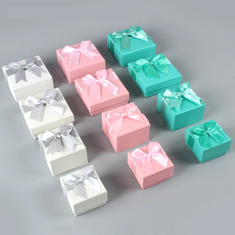 Tongxing Earrings Necklace Cardboard Small Jewelri Pack Custom Boxes Jeweley Butterfly Box Joyas Gift Box Packaging
Tongxing Earrings Necklace Cardboard Small Jewelri Pack Custom Boxes Jeweley Butterfly Box Joyas Gift Box Packaging