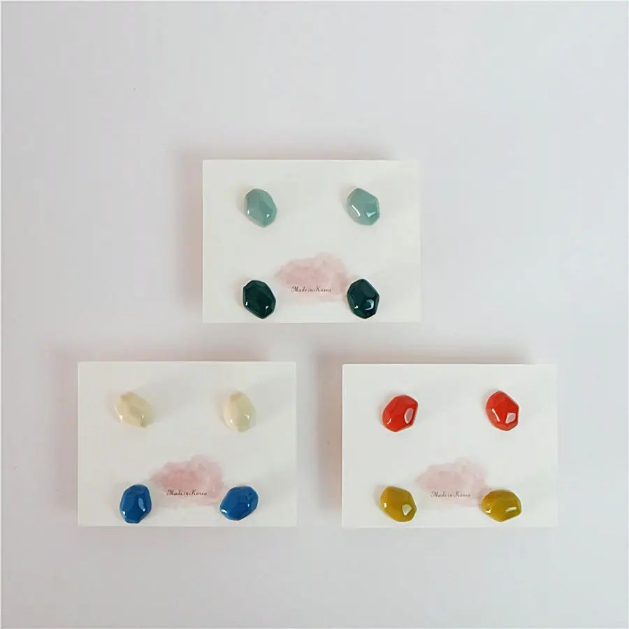 Small color beans French retro girl style acrylic irregular color set beans ear studs, 6kinds of color
Small color beans French retro girl style acrylic irregular color set beans ear studs, 6kinds of color