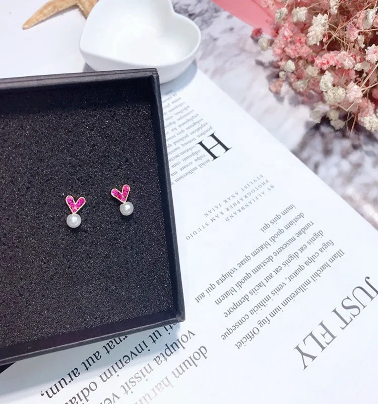 New Korean Delicate Cute Love Heart Stud Earrings Women Fashion Simulated Pearl Accessories
New Korean Delicate Cute Love Heart Stud Earrings Women Fashion Simulated Pearl Accessories
