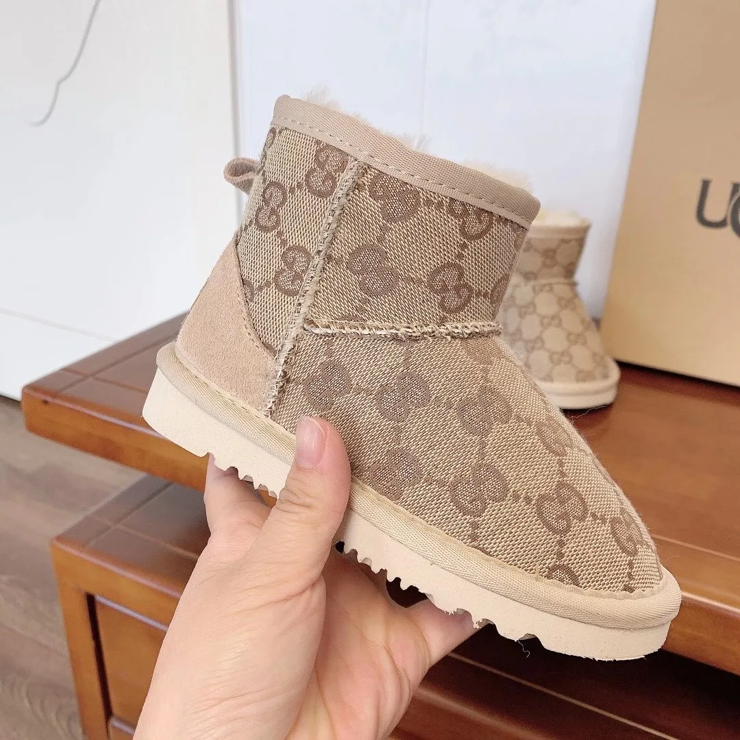 Wholesale new production Wool Fur Denim printing for women snow for ladies children's kids boots
Wholesale new production Wool Fur Denim printing for women snow for ladies children's kids boots
