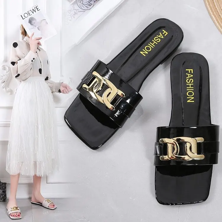 2021 newest wholesale new fashion female summer casual slides shoes woman flat luxury famous brand slippers, Black, white, red, green
2021 newest wholesale new fashion female summer casual slides shoes woman flat luxury famous brand slippers, Black, white, red, green
