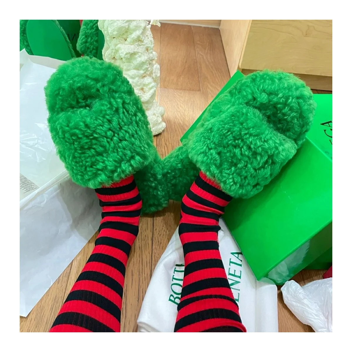 Slides Sandals Cheap Hot Sale Winter 2021 Anti-slip Shoes Large Size House Shoes Indoor Comfortable Slides Slipper for Women
Slides Sandals Cheap Hot Sale Winter 2021 Anti-slip Shoes Large Size House Shoes Indoor Comfortable Slides Slipper for Women