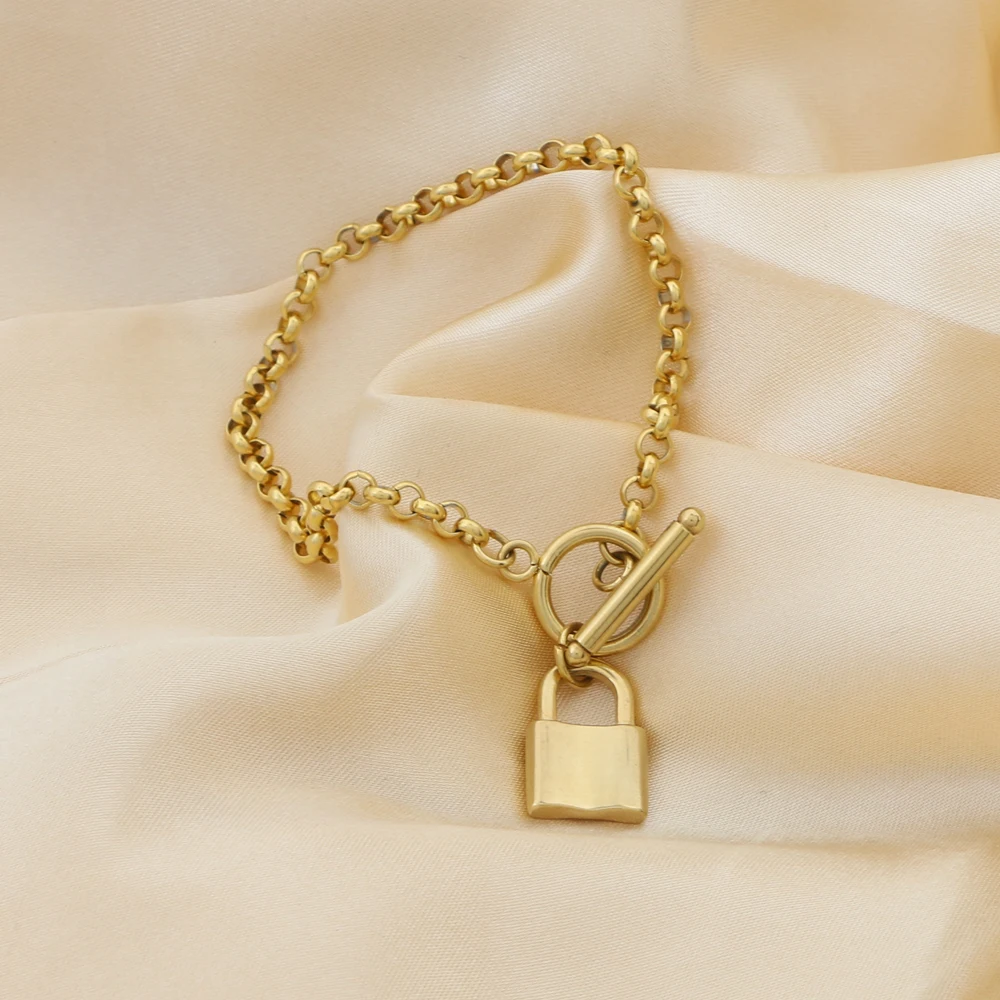 Minimalist Jewelry 18K Gold Plated Stainless Steel Charm Lock Link Chain Bracelet Statement Bracelet For Women
Minimalist Jewelry 18K Gold Plated Stainless Steel Charm Lock Link Chain Bracelet Statement Bracelet For Women