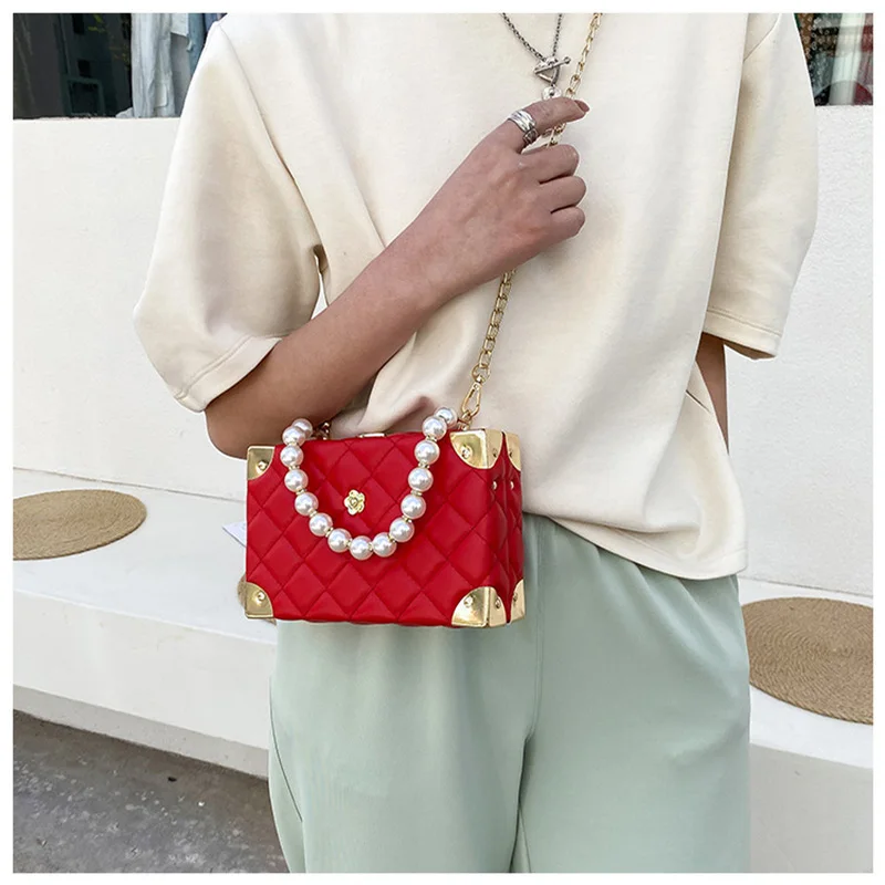 Mini Fashion Totes Small Messenger Bag Cute Pearl Handle Crossbody Bag Diamond tote handbags
Mini Fashion Totes Small Messenger Bag Cute Pearl Handle Crossbody Bag Diamond tote handbags
