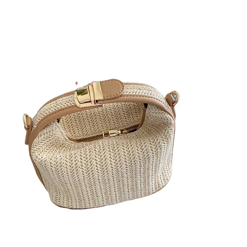 New straw woven handbag ladies beach bag woven shoulder bag hand-woven handbag simple fashion mature personality dual-use
New straw woven handbag ladies beach bag woven shoulder bag hand-woven handbag simple fashion mature personality dual-use