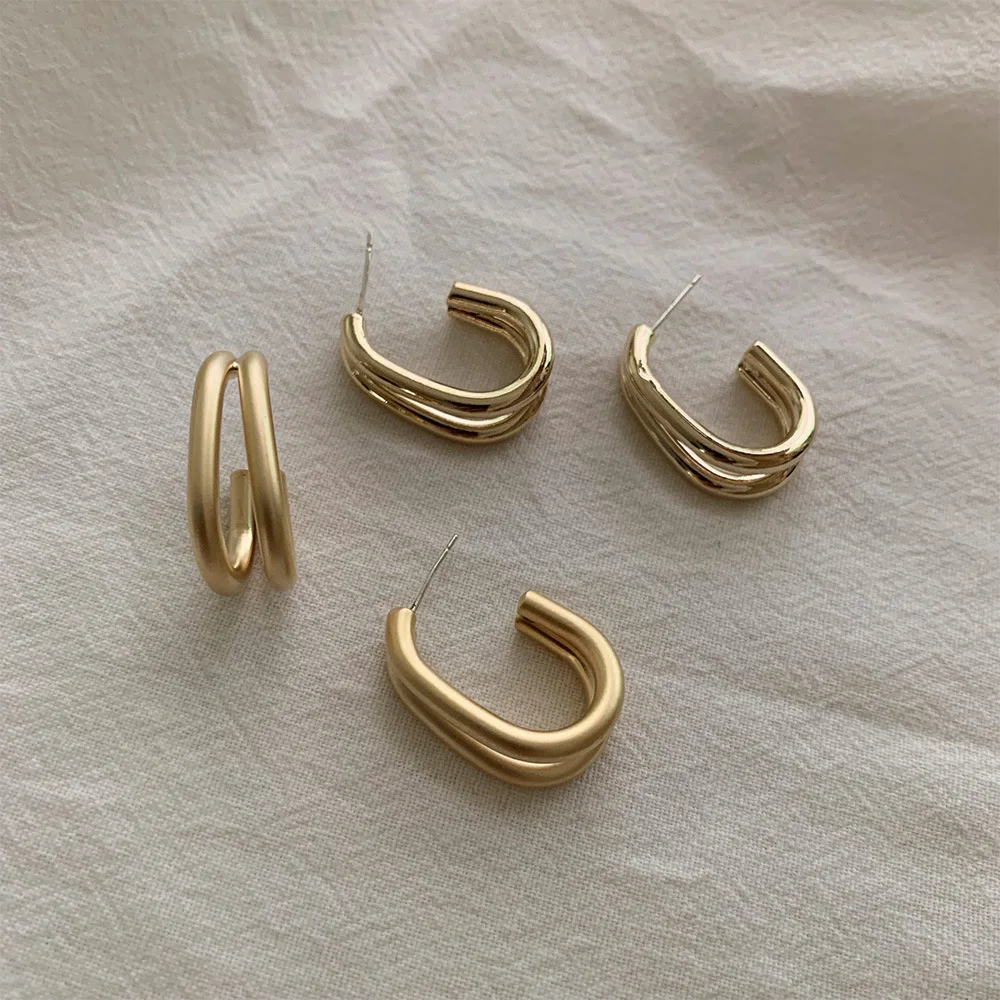 Vershal Korean Fashion Gold Plated High Quality Minimalist Design Hoop Earrings Jewelry For Women, Light gold/matte gold
Vershal Korean Fashion Gold Plated High Quality Minimalist Design Hoop Earrings Jewelry For Women, Light gold/matte gold