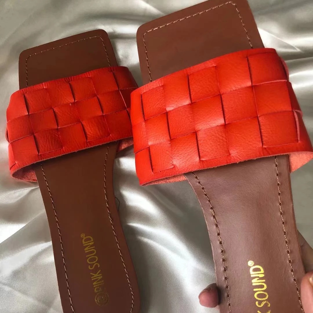 2021 Young Girl and Woman wrinkle Slipper Flat Slipper 1688 sandal women's irregular women's sandals, Customized color
2021 Young Girl and Woman wrinkle Slipper Flat Slipper 1688 sandal women's irregular women's sandals, Customized color