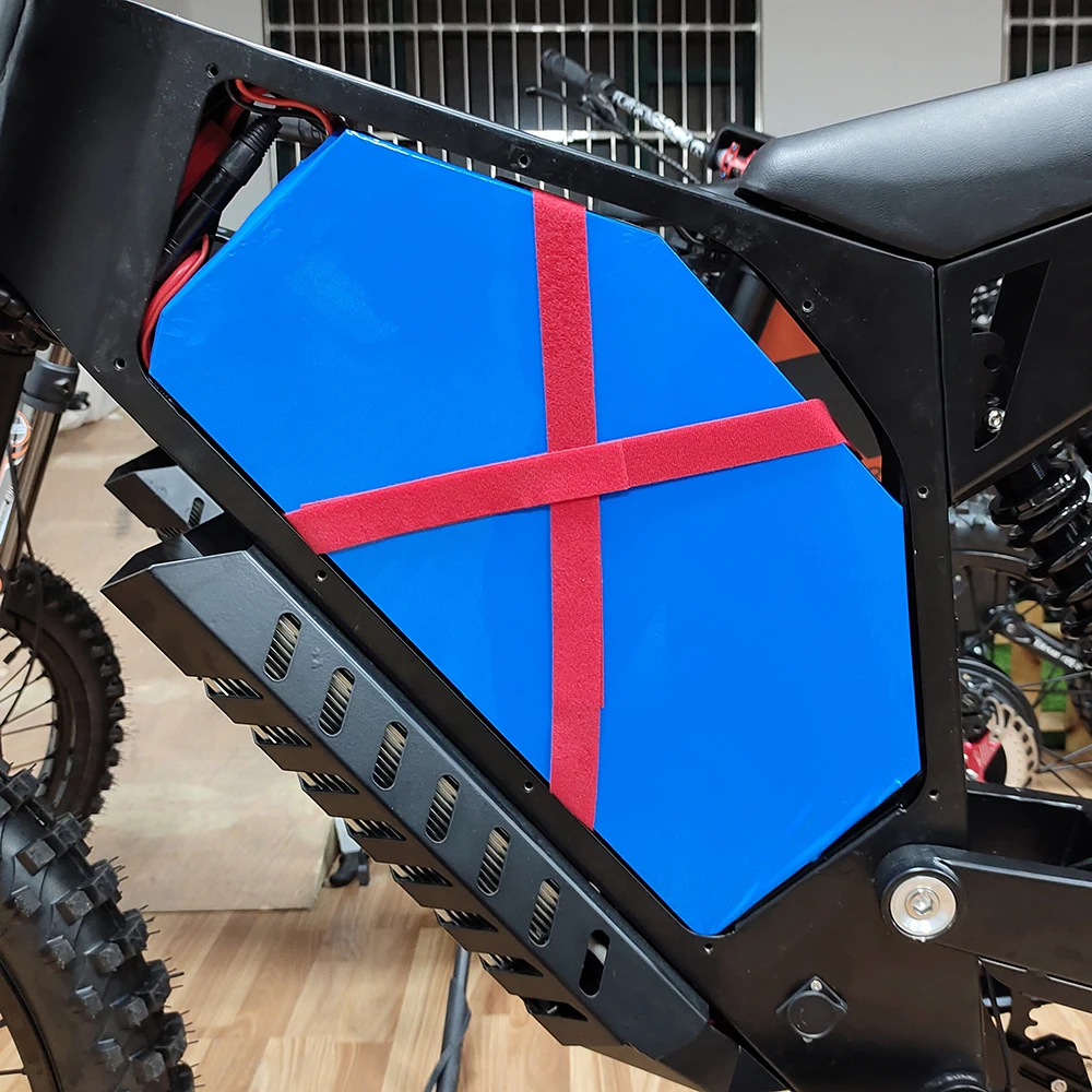 72V 40AH Most Powerful Lithium Battery Samsung 21700 40T 8C discharge rate for our FC-1 ebike
72V 40AH Most Powerful Lithium Battery Samsung 21700 40T 8C discharge rate for our FC-1 ebike